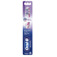 Зубна щітка Oral-B Pro 3D White, середня жорсткість